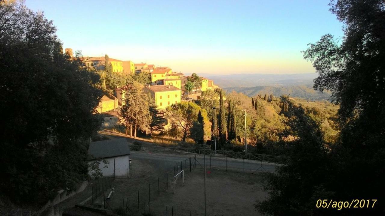 La Casa Dei Sogni Leilighet Monteverdi Marittimo Eksteriør bilde